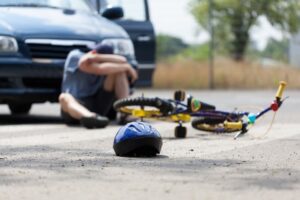 boy got trauma after bicycle and car collision